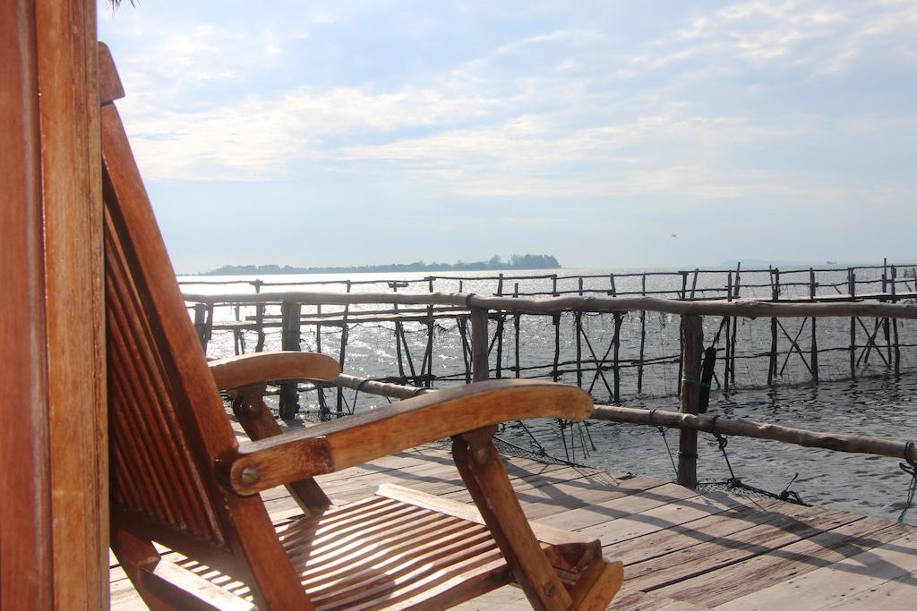 Bintan Laguna Restaurant And Resort Teluk Bakau Zimmer foto